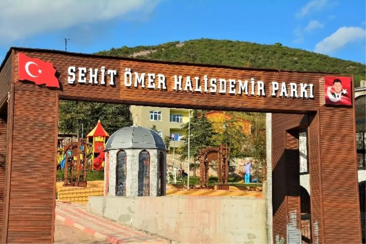 Körfez DP World Dostluk Parkına Şehit Astsubay Ömer Halis Demir\'in Adı Verildi