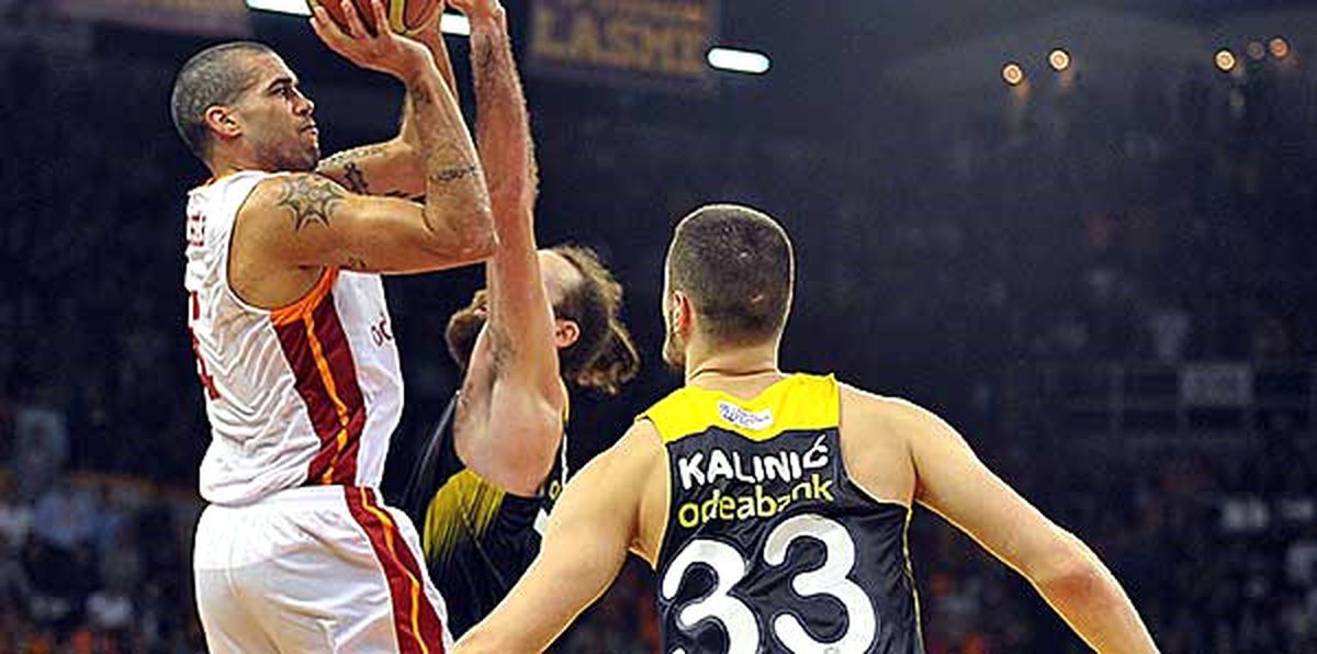 Potada Derbi Zamanı