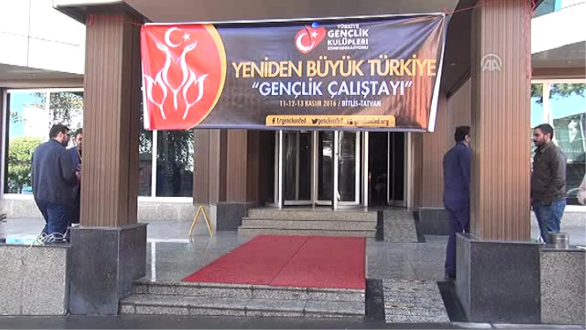 Yeniden Büyük Türkiye ve Başkanlık Sistemi Gençlik Çalıştayı