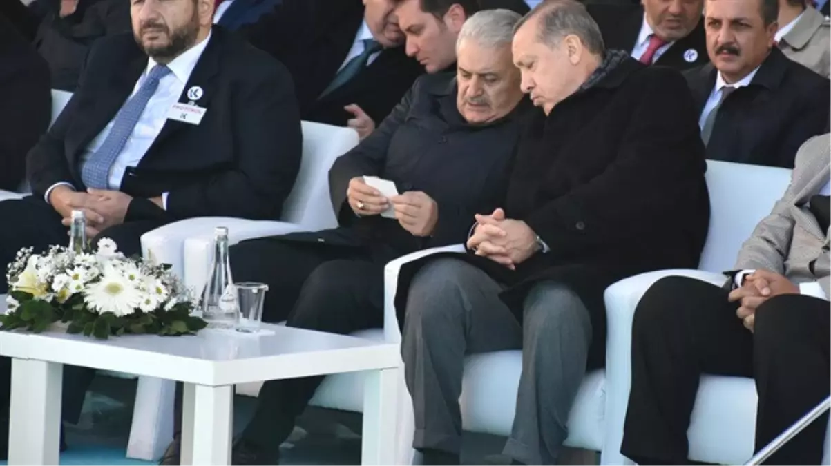 Başbakan Yıldırım\'a Gelen Önemli Telefon! Notlarını Erdoğan\'la Paylaştı