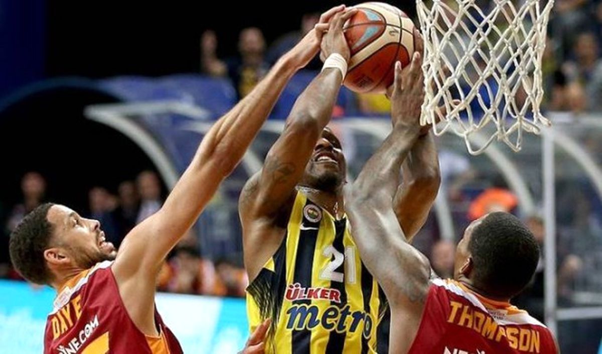 Derbinin Galibi Fenerbahçe