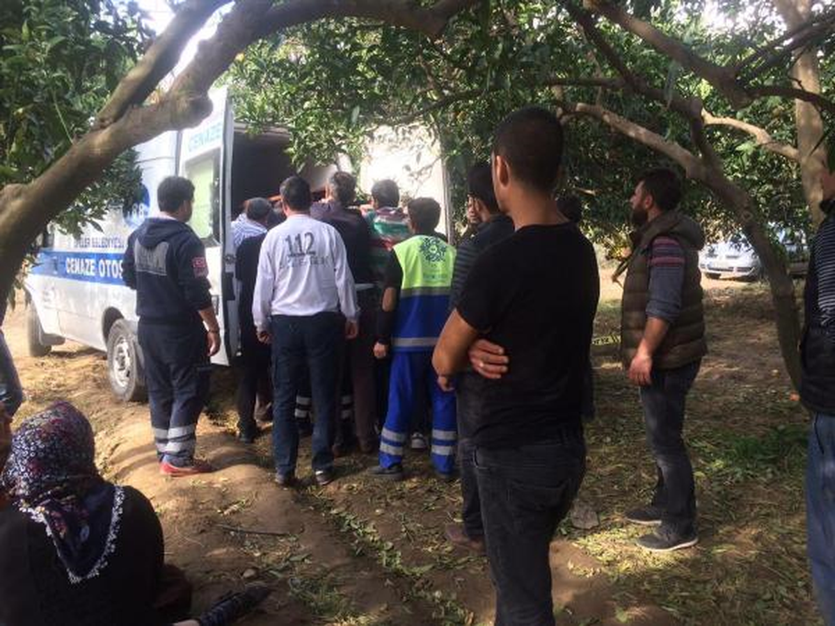 25 yaşındaki Genç, Evlerinin Bahçesinde İntihar Etti