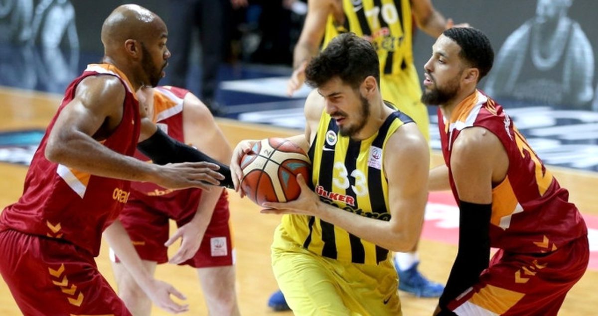Fenerbahçe, Galatasaray'ı 92-74 Mağlup Etti