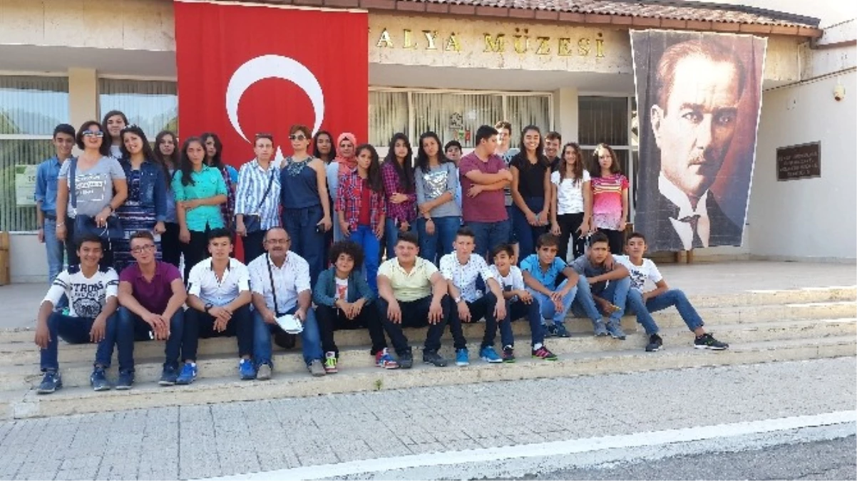 Finike\'deki Girişimci Öğrenciler, Expo ve Antalya Müzesi\'ni Gezdi
