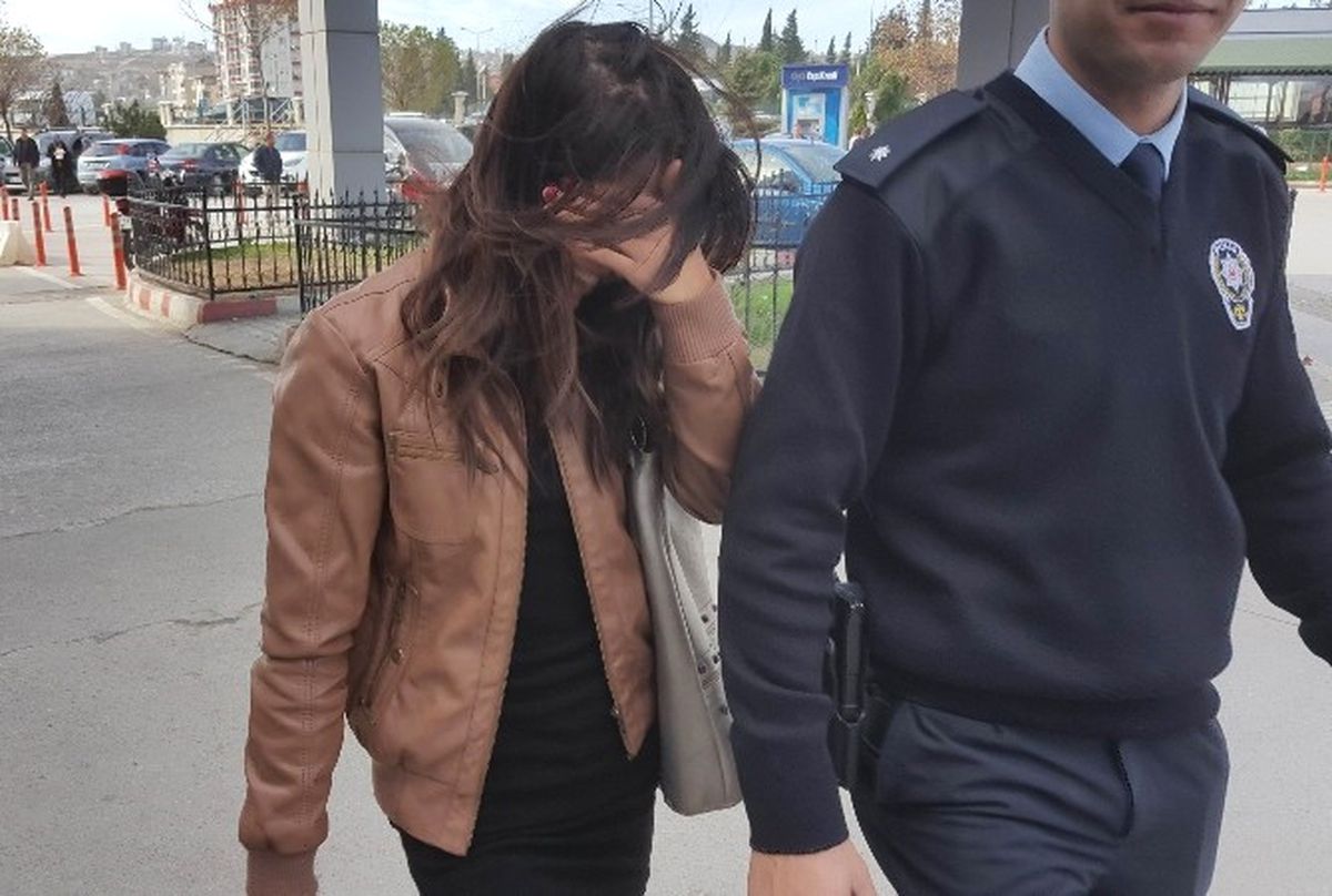 Hırsızlar Ev Sahibine Yakalandılar