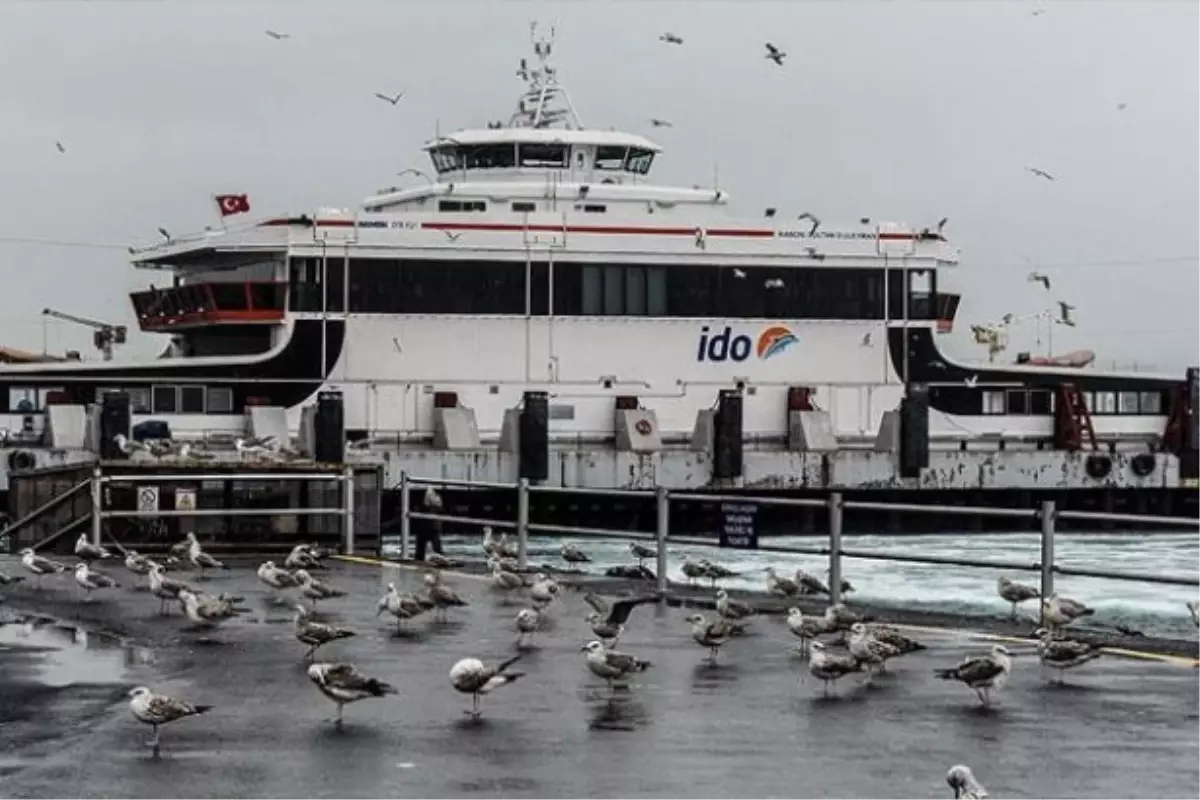 Lodos\'un Etkisiyle Deniz Seferleri İptal Edildi