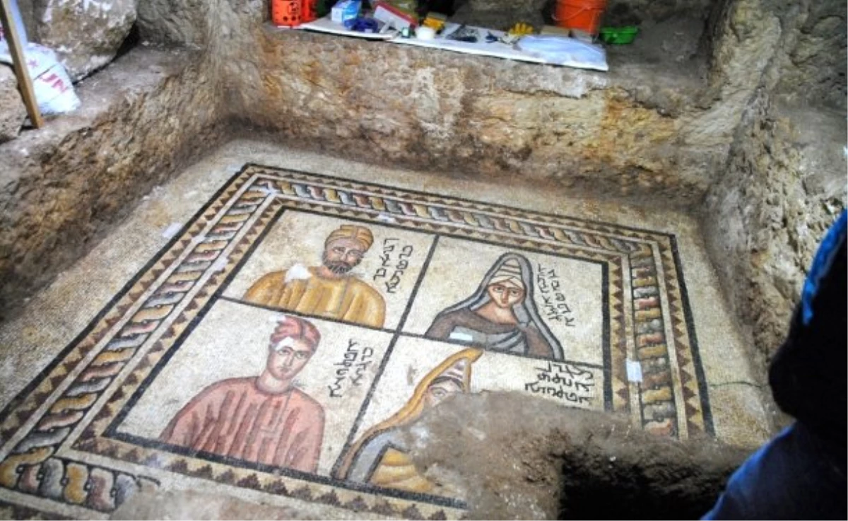 Şanlıurfa\'da Tarihi Mozaikler Gün Yüzüne Çıkarılıyor