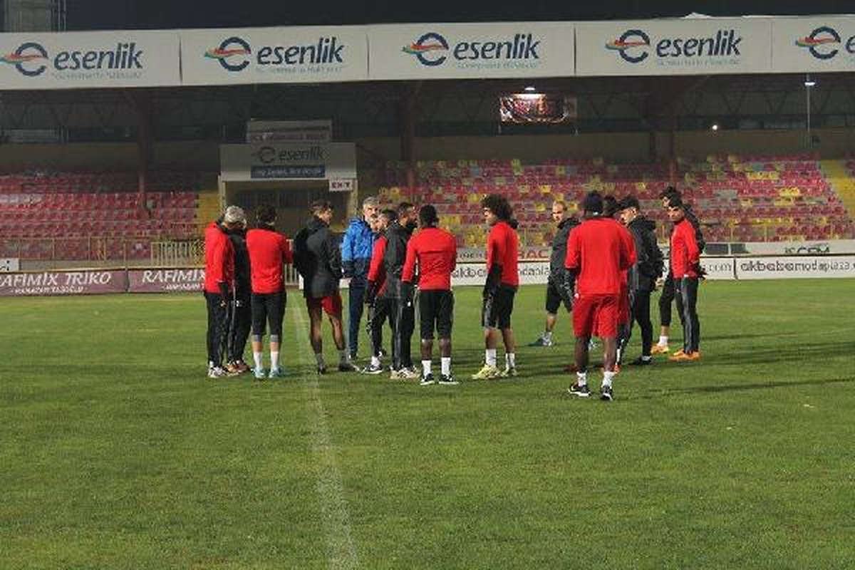 Yeni Malatyaspor, Eskişehirspor Hazırlıklarını Sürdürüyor
