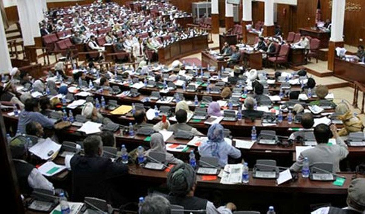 Afganistan\'da Bakanların Güven Oylaması Devam Ediyor