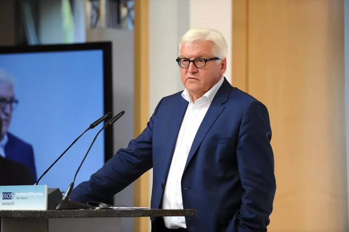 Almanya\'da Hükümetin Ortak Cumhurbaşkanı Adayı Steinmeier Oldu