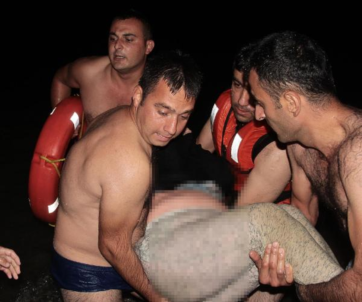 Baraj Gölüne Atlayan Kadını Vatandaşlar Kurtardı