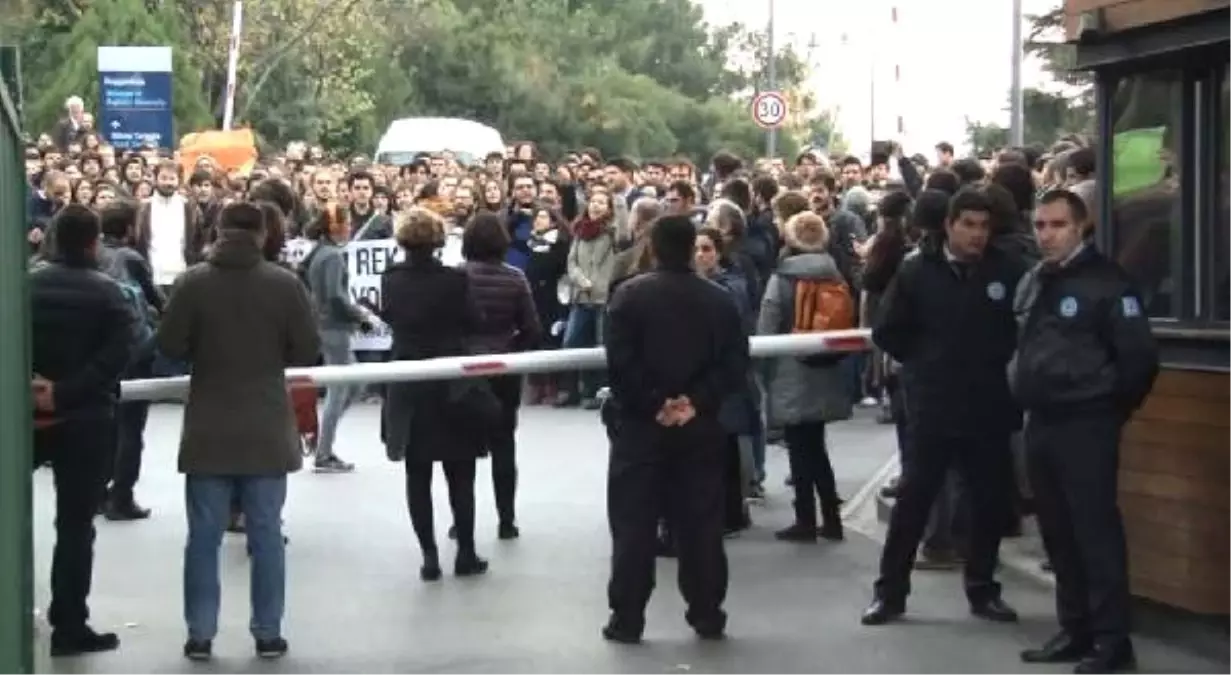 Boğaziçi Üniversitesi\'nde Rektör Eyleminde Gerginlik! Gözaltılar Var