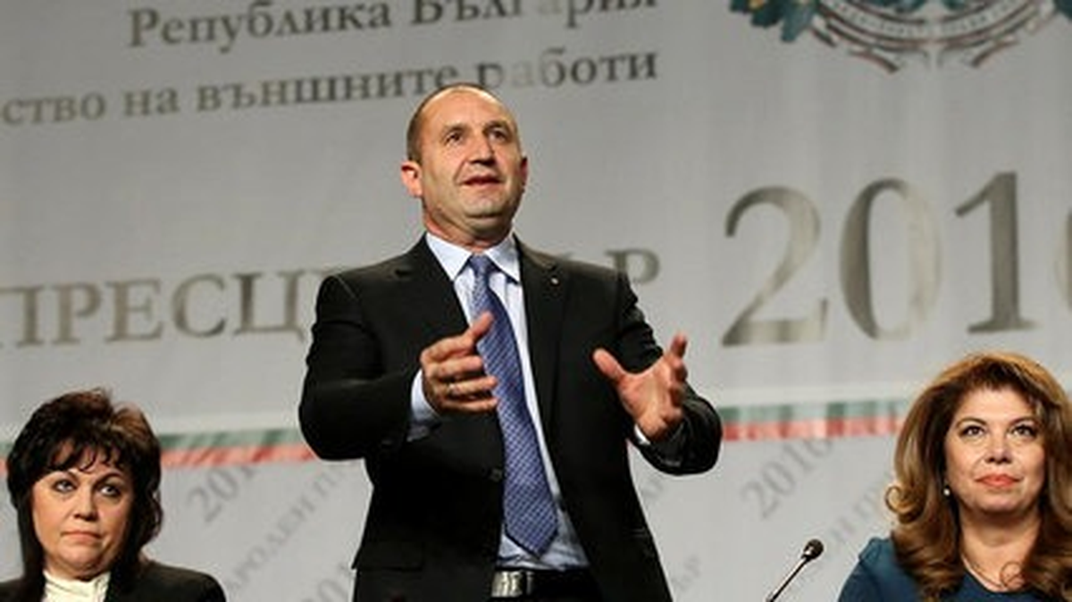 Bulgaristan\'a Eski Jet Pilotu, Rusya Yanlısı Yeni Cumhurbaşkanı