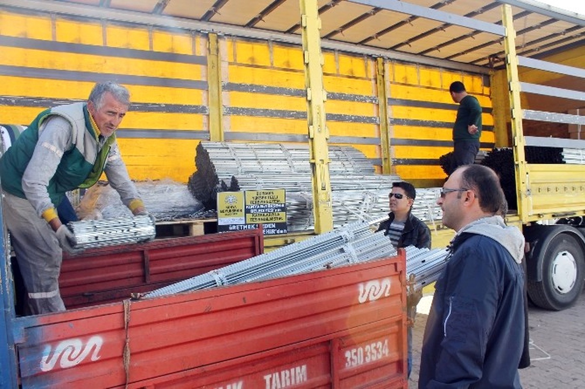 Büyükşehir\'den Üzüm Üreticisine Destek