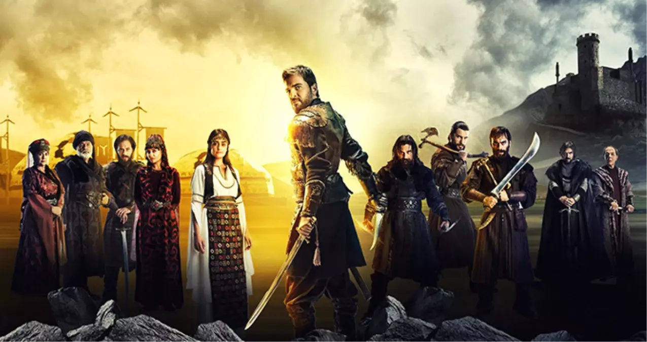 Diriliş Ertuğrul\'un Senaristi Mehmet Bozdağ Altın Kelebek Ödülü\'nü İade Etti