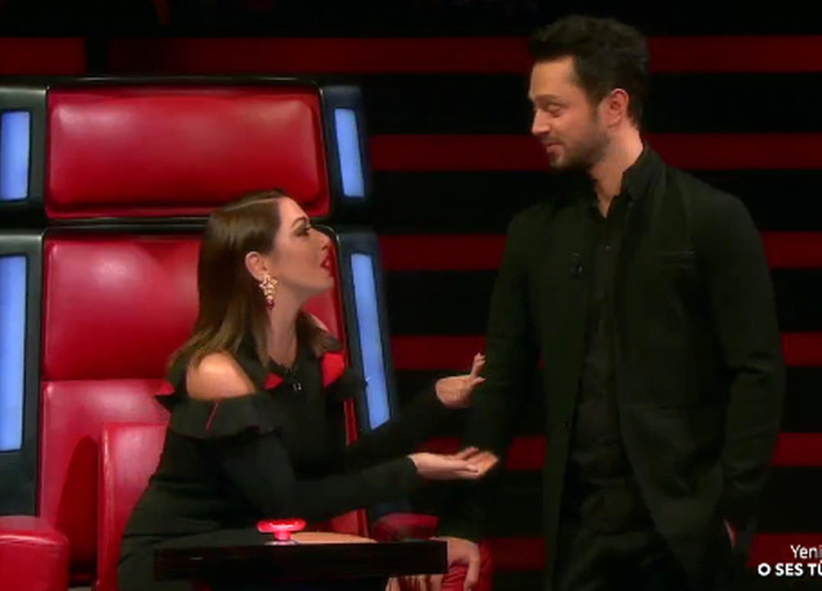 Hadise Sonunda Pes Etti: \'Tamam Al Senin Olsun!\'