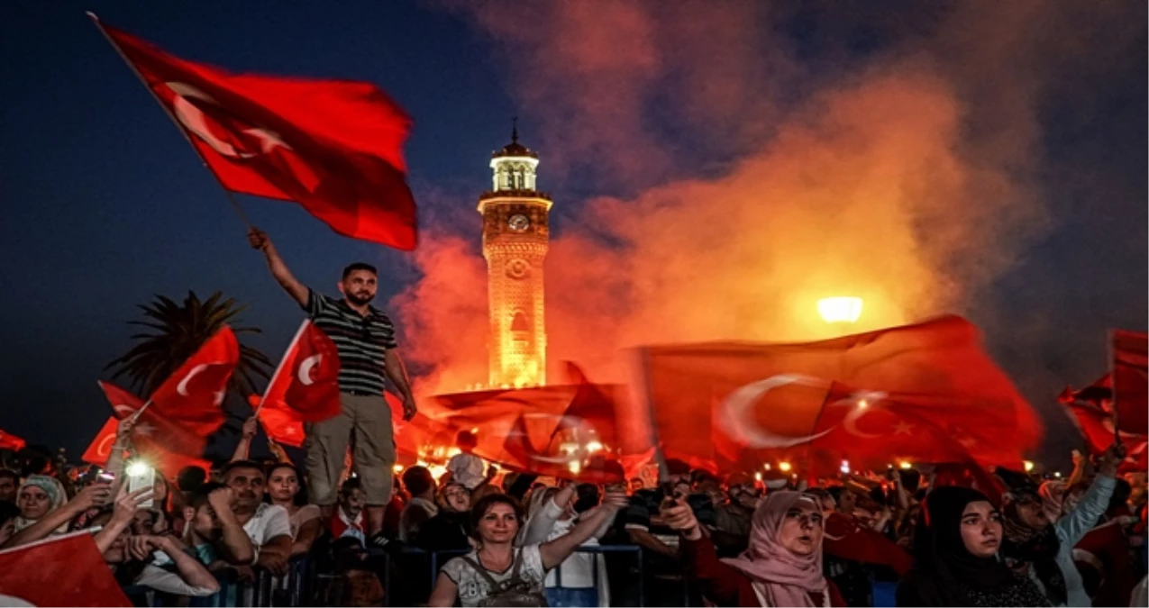 Küçükçekmece\'de 15 Temmuz Fotoğraf Yarışması Sonuçlandı