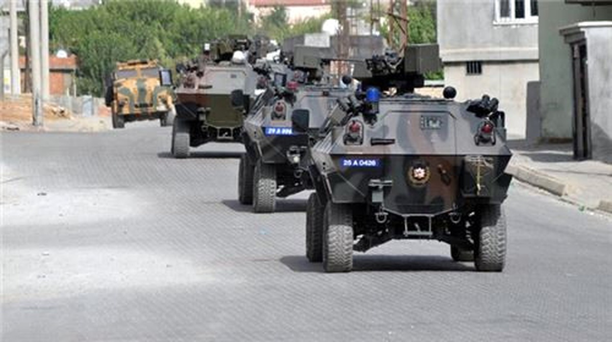 Lice ve Hani\'de 13 Köyde Sokağa Çıkma Yasağı (2)