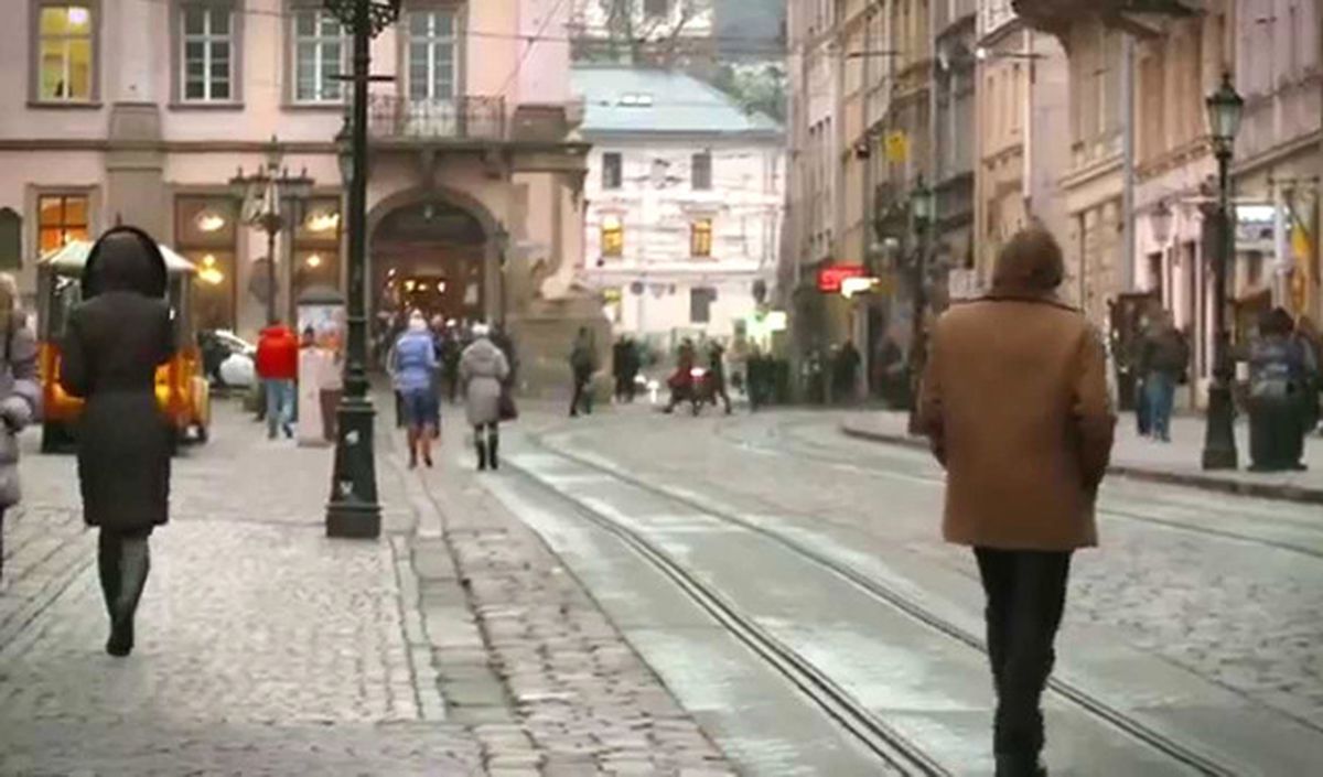 Ukrayna\'da "Terör" Alarmı: Başkentin Ana Caddesi Kapatılıyor