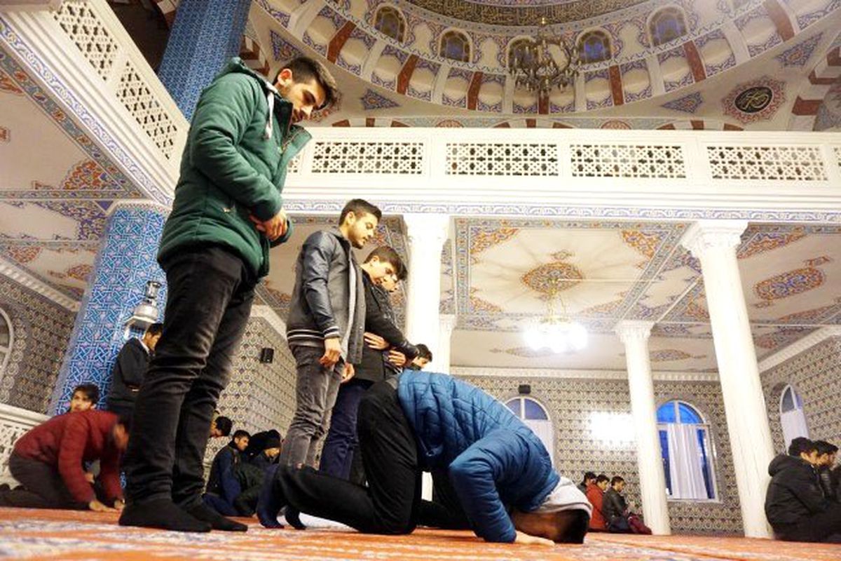 Antalya\'da Gençler Sabah Namazında Buluşacak