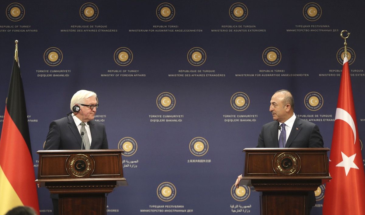 Bakan Çavuşoğlu'ndan AB'ye: Sen Kimsin de Türkiye'yi Atıyorsun