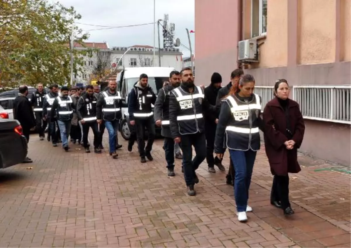 Bartın\'da 3 Akademisyen Fetö\'den Tutuklandı