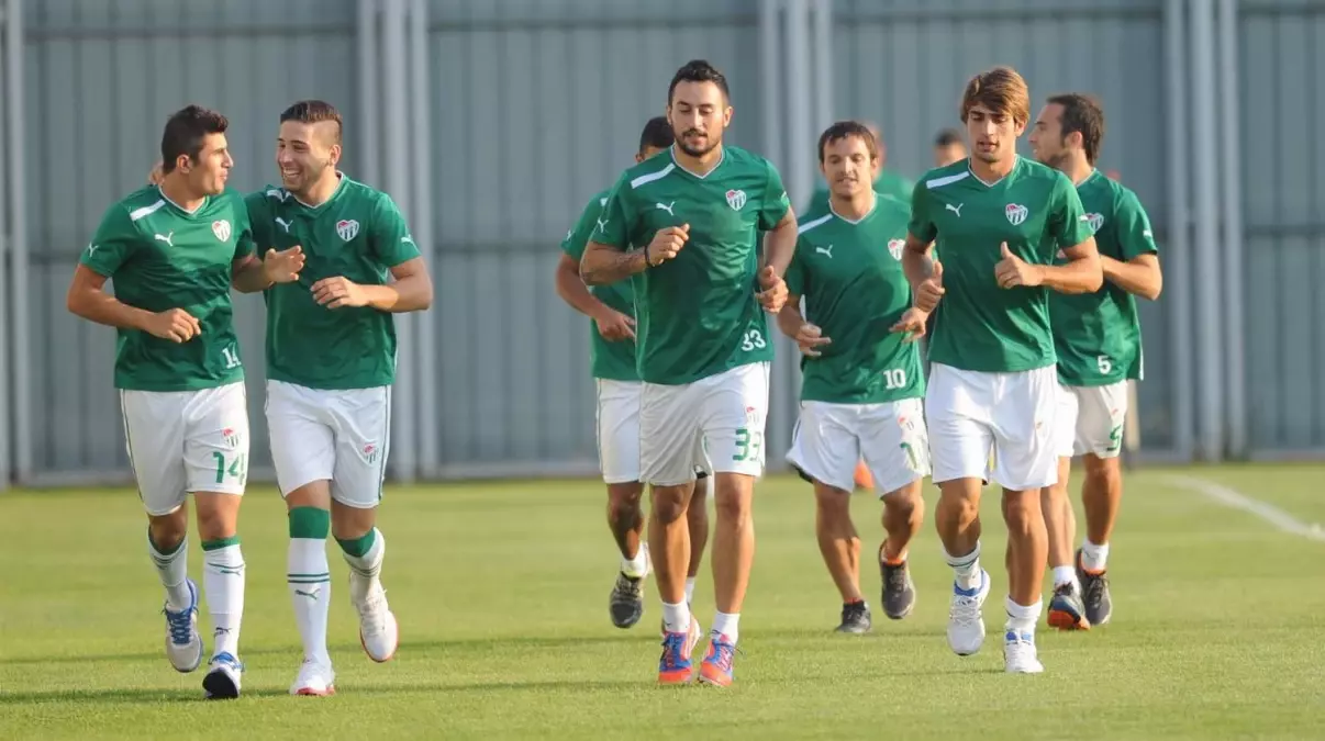 Bursaspor\'da Akhisar Maçı Hazırlıkları Sürüyor