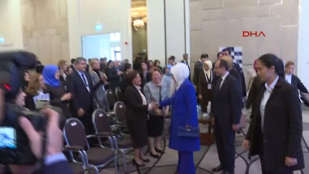 Emine Erdoğan Kadın ve Erkek Arasında Bir Hiyerarşiden Değil, Iş Birliğinden Söz Edebiliriz -1