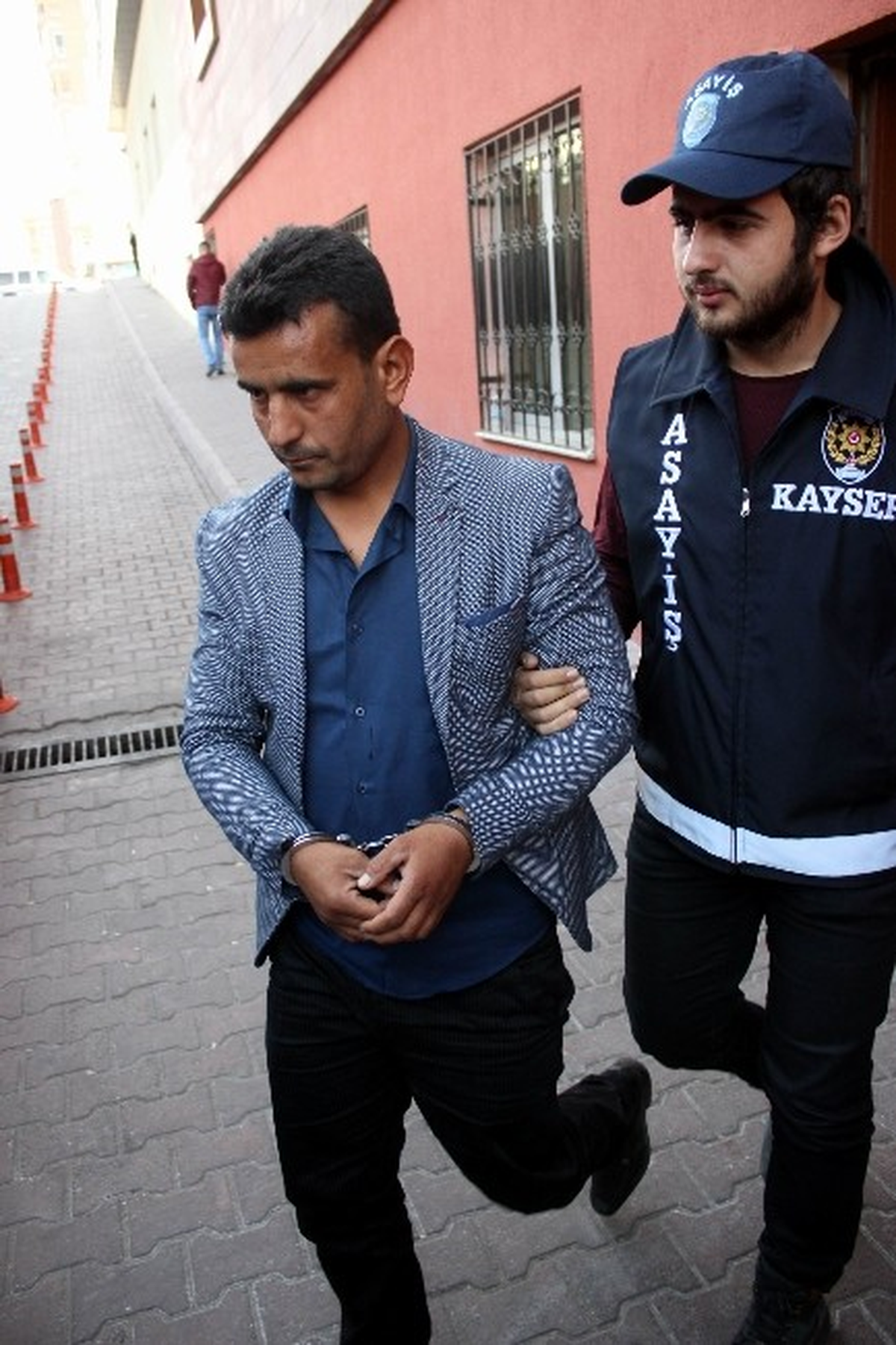 Fetö/pdy Korkutmacasıyla Dolandırıcılık Yapan Şahıs Yakalandı