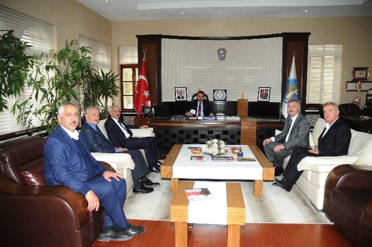 Halter Federasyonu Başkanı\'ndan Külcü\'ye Ziyaret