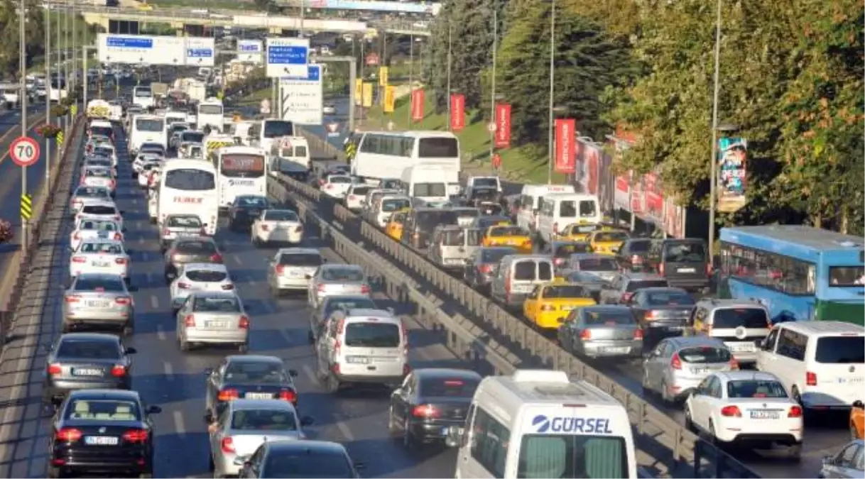 İstanbul\'da Bazı Yollar Trafiğe Kapatılacak