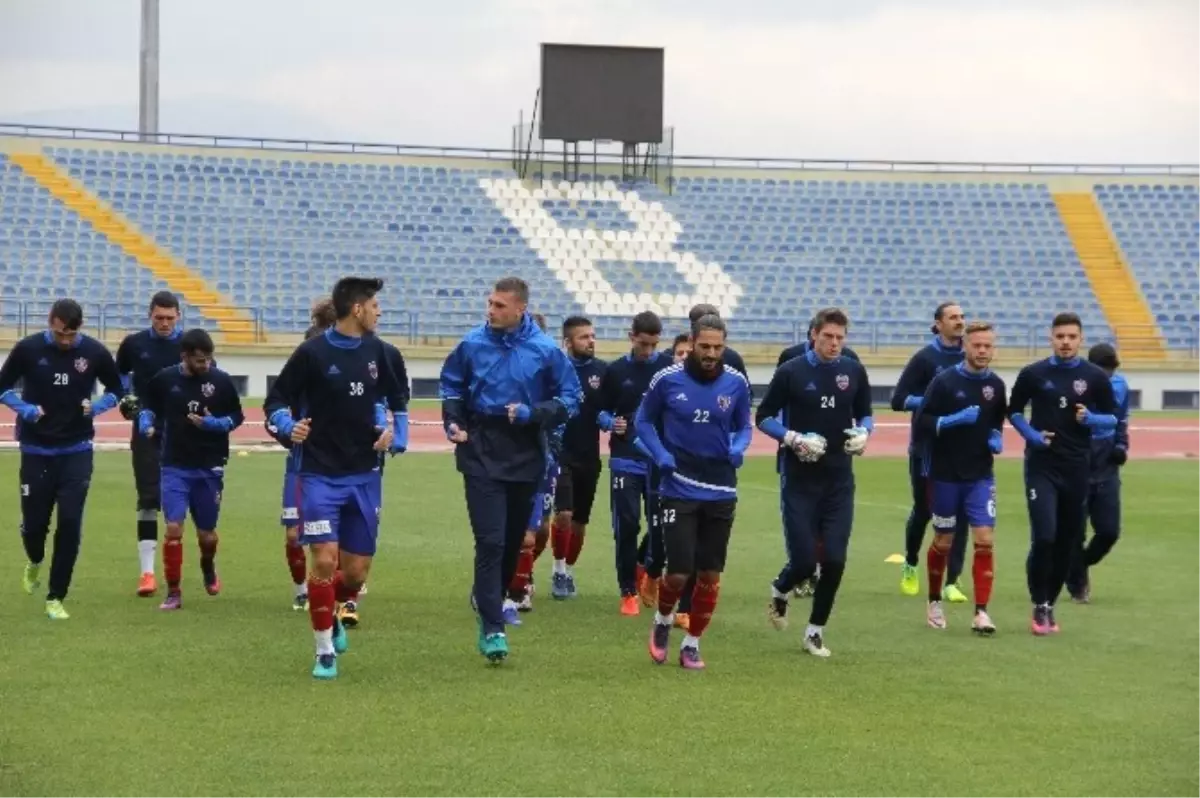 Karabükspor\'da Kasımpaşa Hazırlıkları Sürüyor