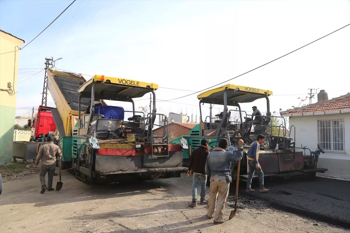 Kırklareli\'nde Yol Yapım Çalışması