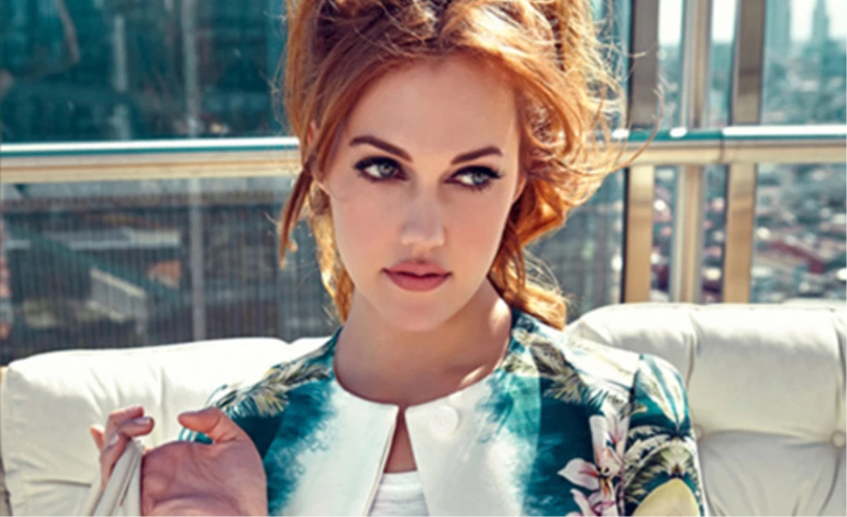 Meryem Uzerli, Altın Kelebeğin Yıldızlarını Kucakladı