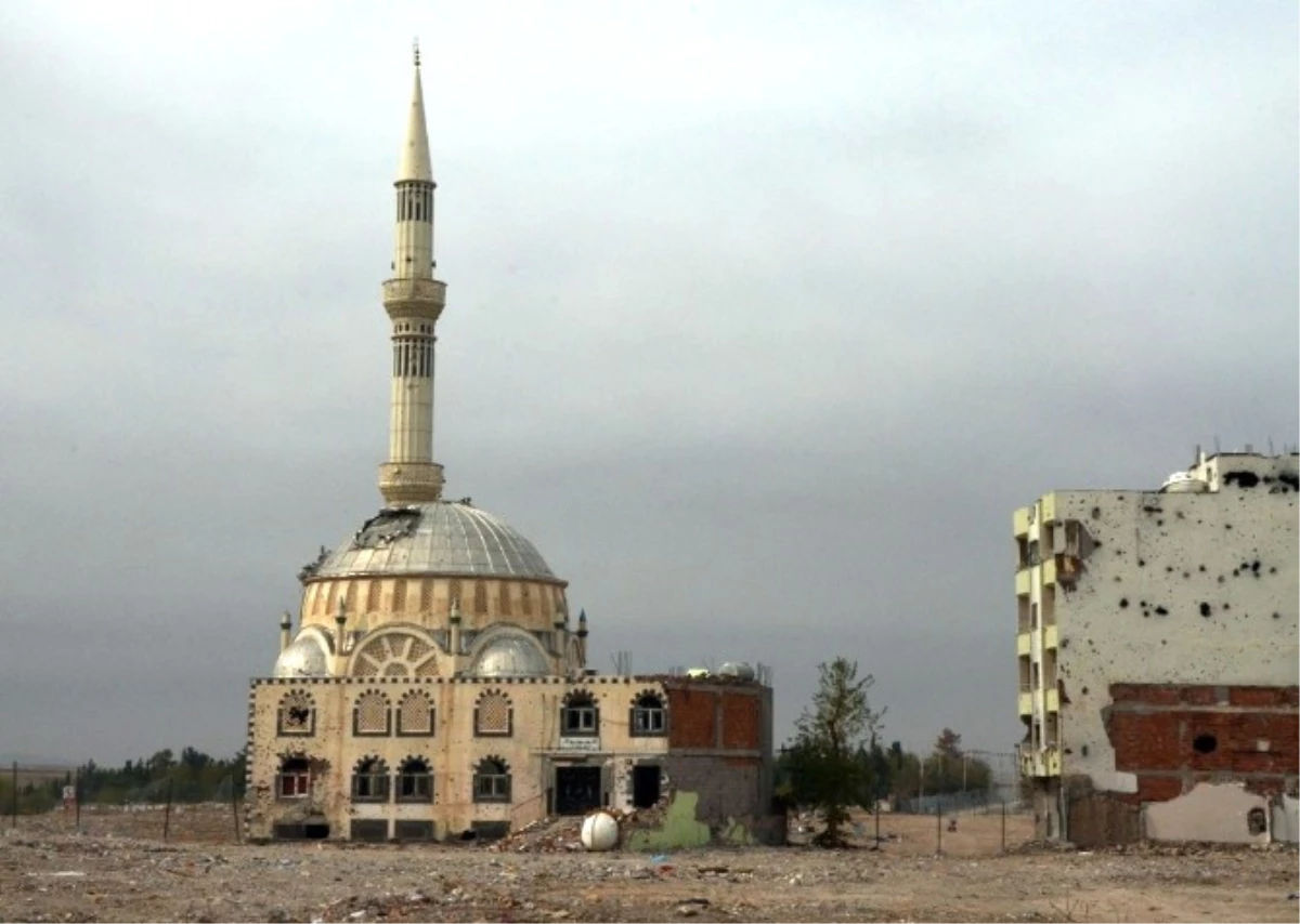 Nusaybin\'de 4 Cami Kullanılamaz Hale Geldi