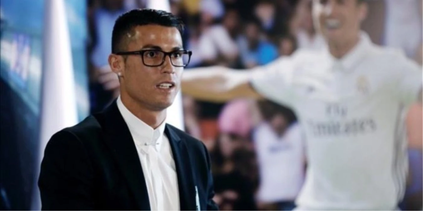 Ronaldo\'ya Gözlük Cezası!