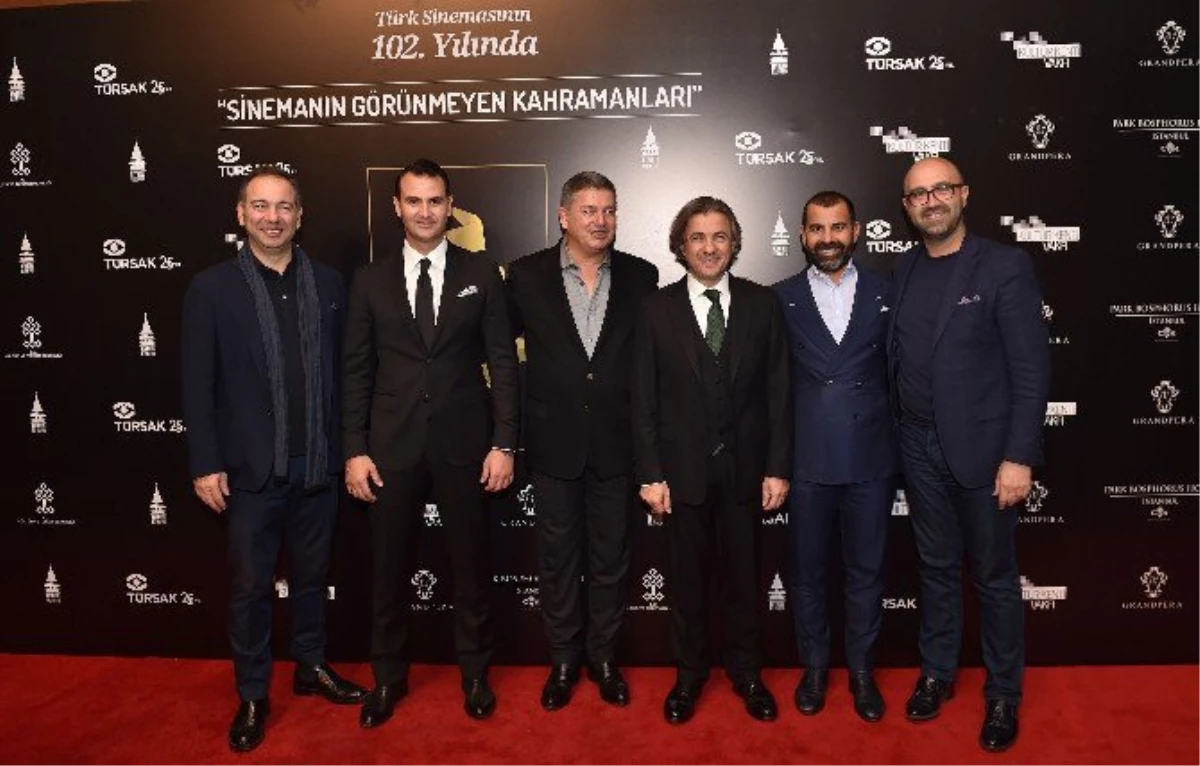 "Sinemanın Görünmeyen Kahramanları" Ödüllerini Emek Sineması\'nda Aldı