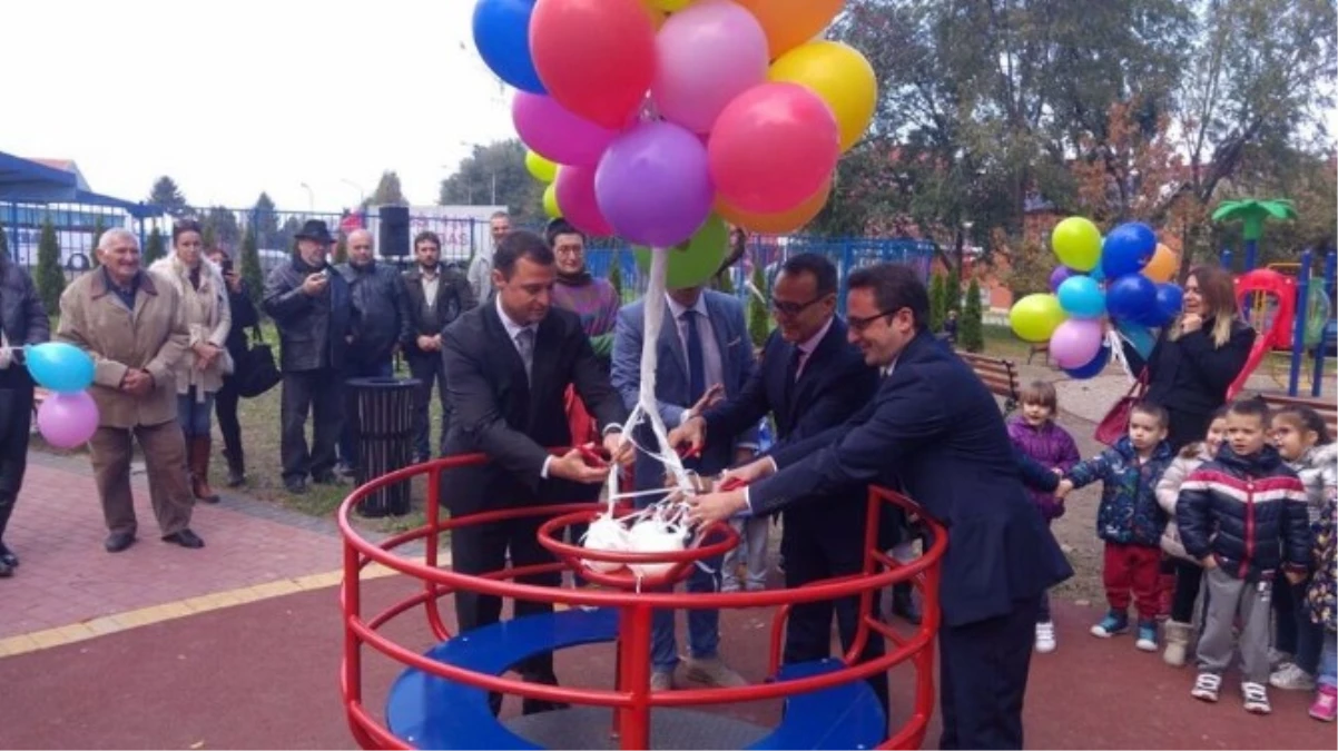 Sırbistan\'ın Vrbas Kentindeki Engelli Çocuklara Özel Oyun Parkı