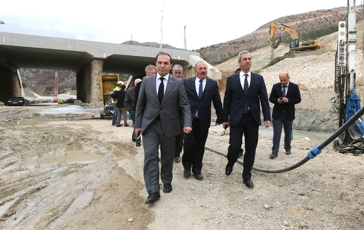 Vali Işık\'tan Çevre Yolu İnşaatında İnceleme