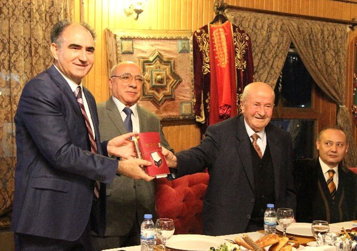 Vali Özkan, Yerel Basının Sorunlarını Dinledi
