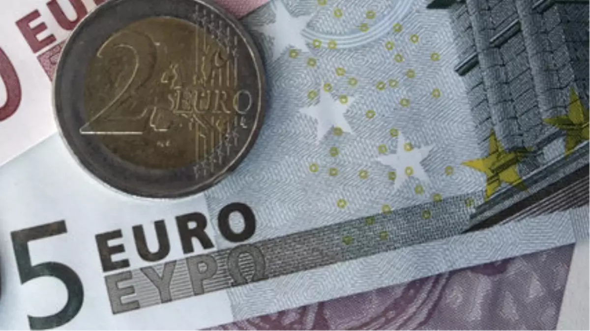 AB Schengen Alanı İçin Turistlerden 5 Euro Ücret Almaya Hazırlanıyor