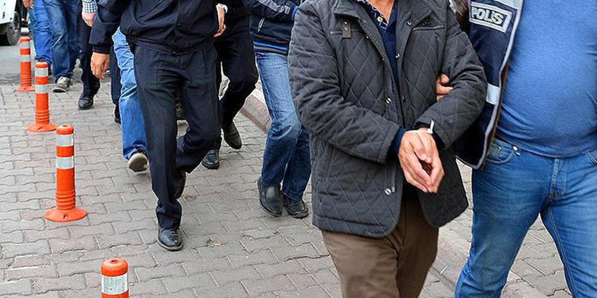 Adana\'da Fetö/pdy Operasyonu: 19 Gözaltı