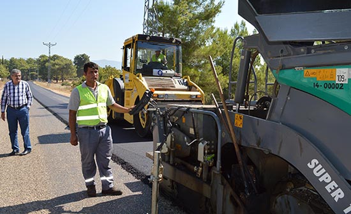 Antalya-Kemer Kara Yolunda Asfaltlama Çalışmaları