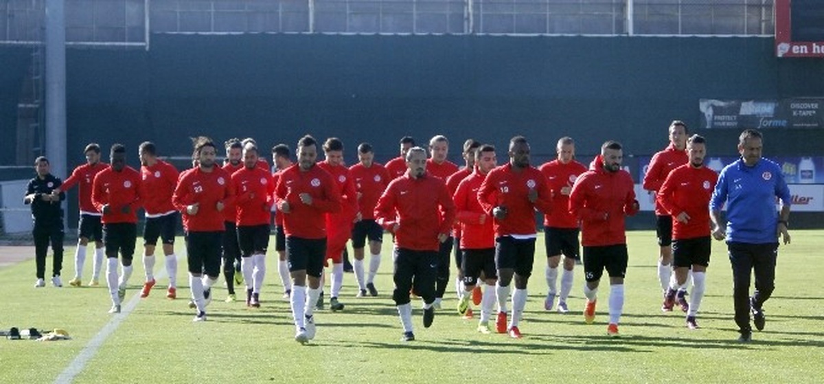 Antalyaspor\'da Trabzonspor Mesaisi