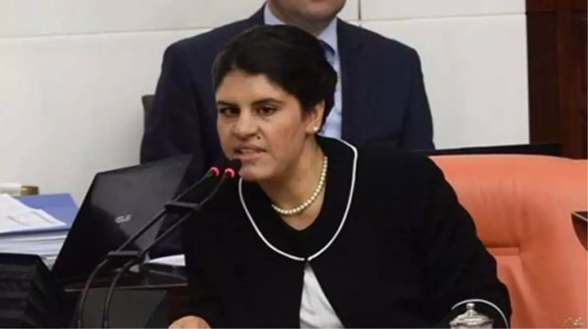 Arşiv Görüntü) Hdp\'li Dilek Öcalan İçin Mahkemeye \'Zorla Getirme\' Kararı