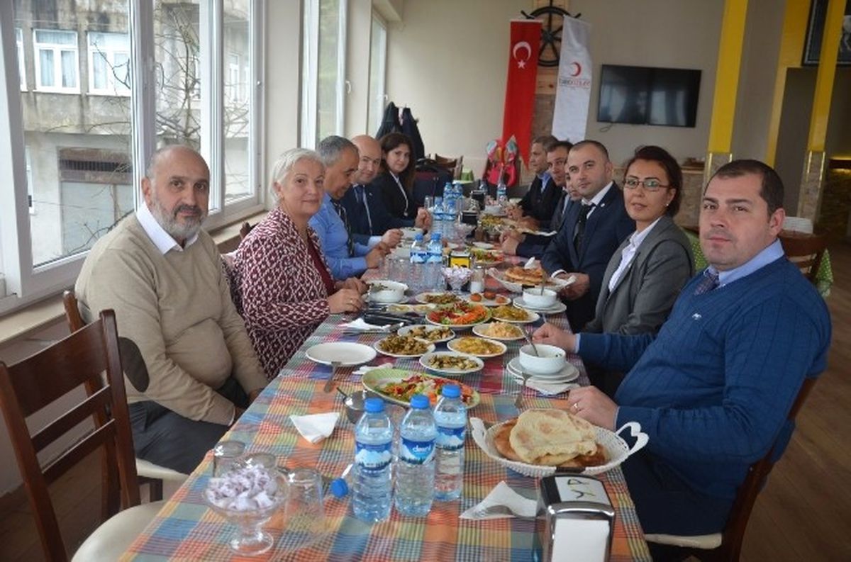 Can: "Toplum Kızılay\'a Güveniyor"