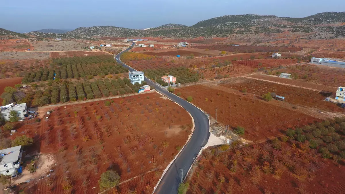 Işıklı Yoluna Sıcak Asfalt