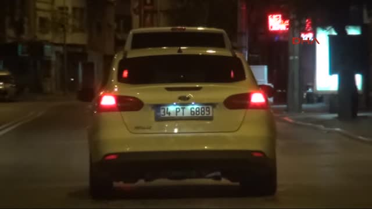 Izmir Fetö ve PKK\'ya Destek Vermekle Suçlanan Firmaya Operasyon