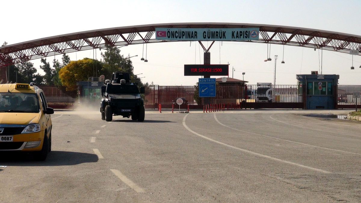 Kilis\'te Sınırda Güvenlik Toplantısı