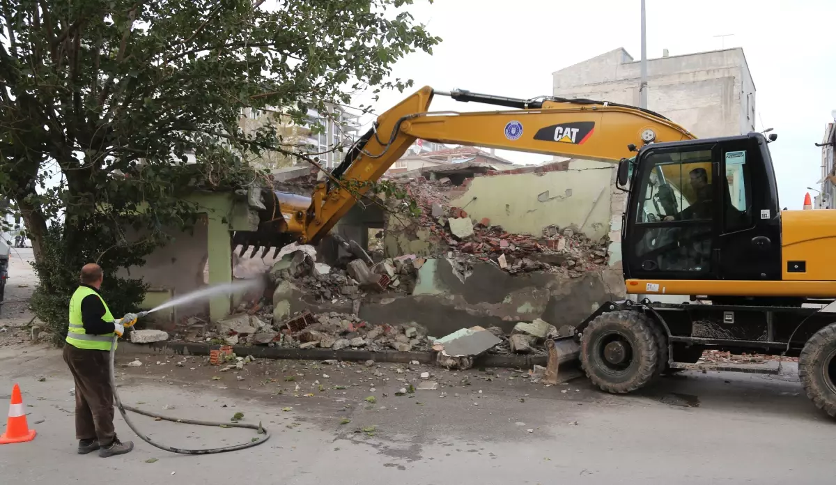 Köklü Cadde gün sayıyor